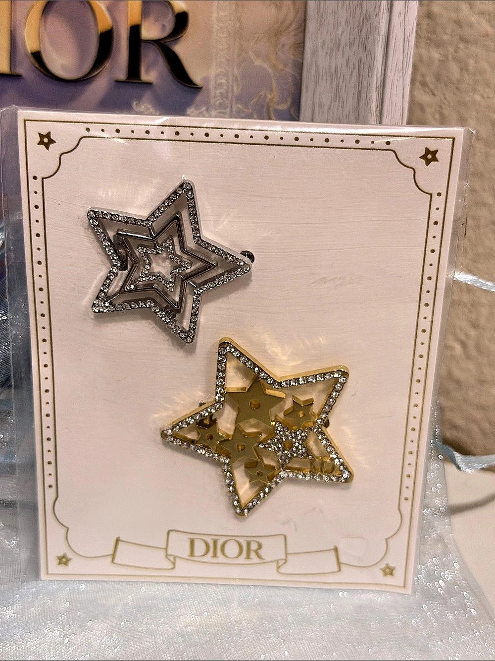 Dior GWP Star Hair Clips Holiday 
Inter Gold & Silver Set
